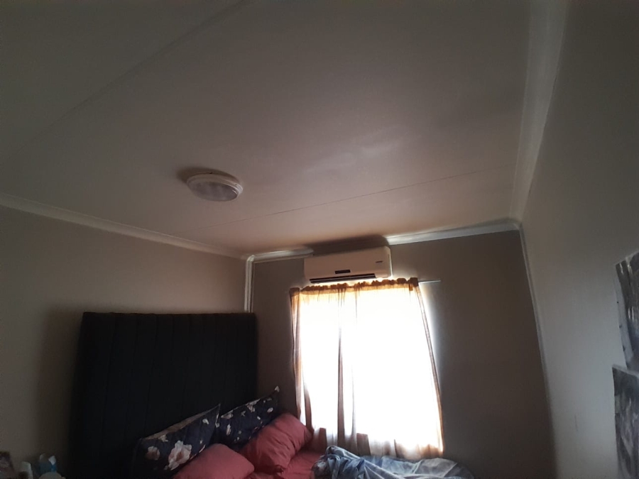 2 Bedroom Property for Sale in Kathu Northern Cape